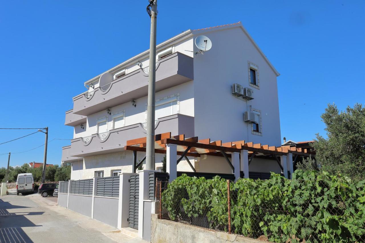 Bane Dvori Apartment Bibinje Exterior photo